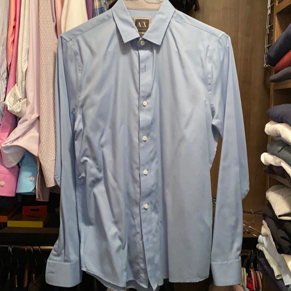 PERFECT CONDITION ARMANI EXCHANGE BLUE BUTTON DOWN SHIRT‼️
